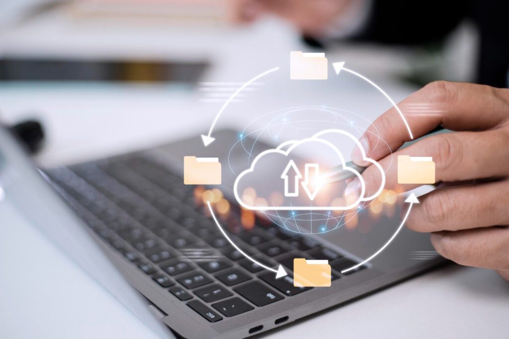 ERP na Nuvem vs. ERP On Premises Qual e o Melhor para Sua Empresa